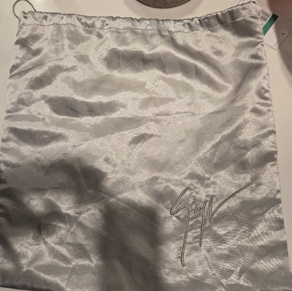 Shoes - Picture 8 of 8